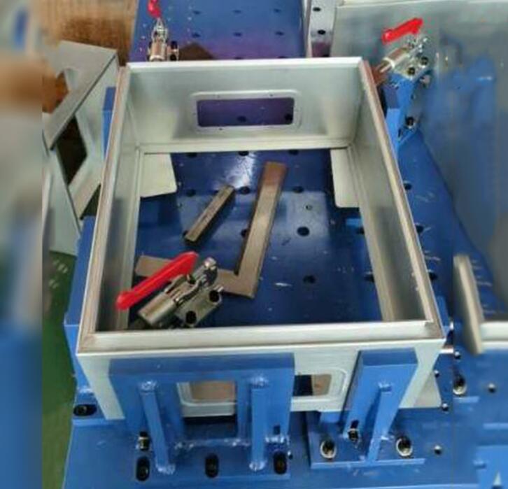 电表箱加工生产暗装箱成型机 配电箱制造生产机械金属成型设备